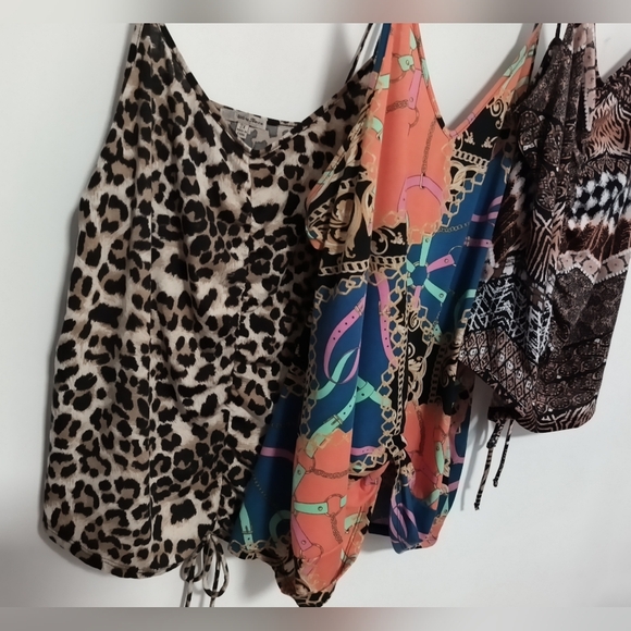 Women Strap Tops / Various Plus Sizes - Picture 6 of 10